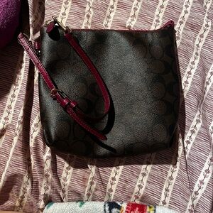 Coach Black and Burgundy Shoulder Bag